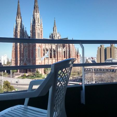 Departamento Plaza Moreno Con Balcon La Plata Exteriér fotografie