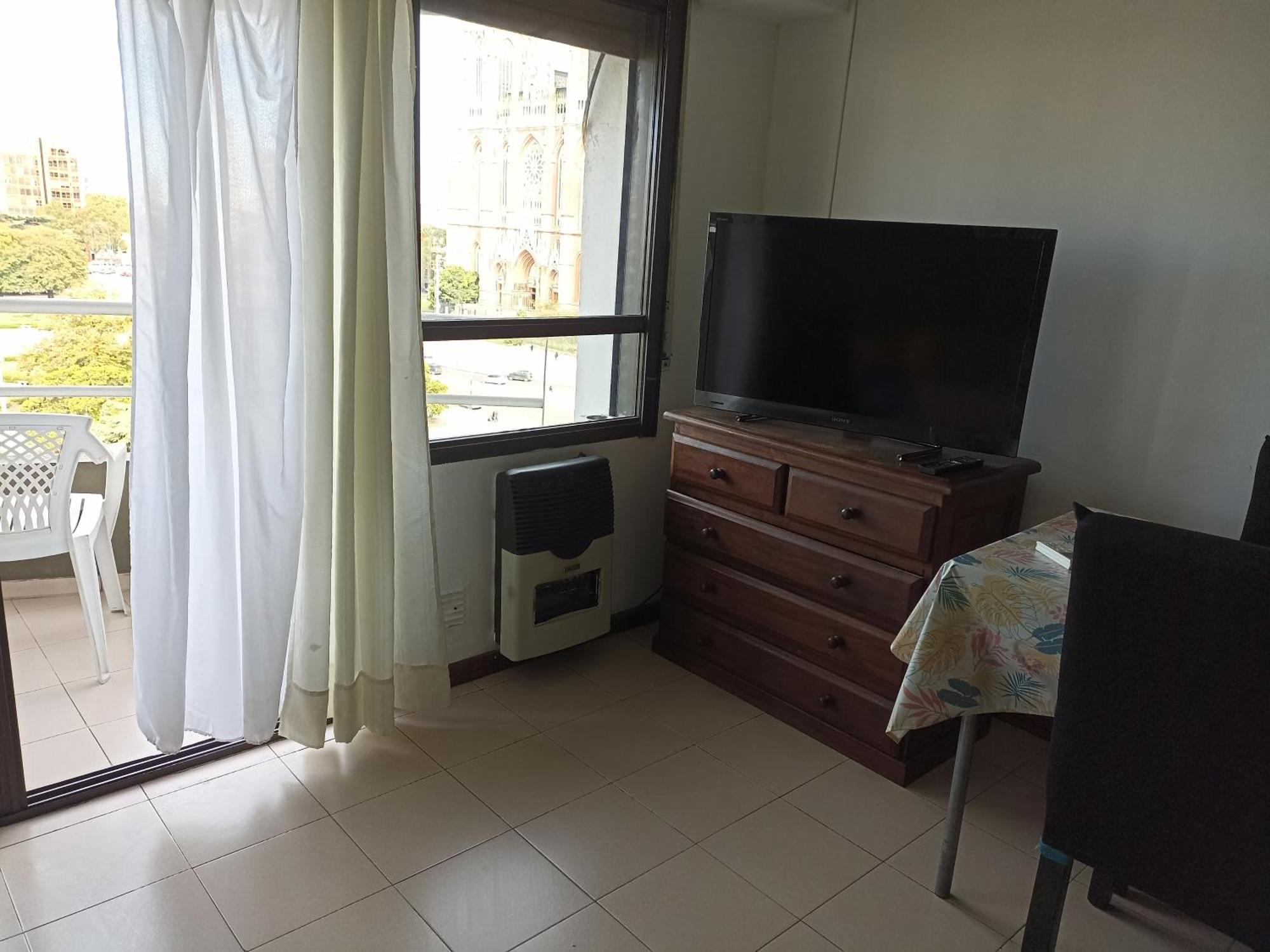 Departamento Plaza Moreno Con Balcon La Plata Exteriér fotografie