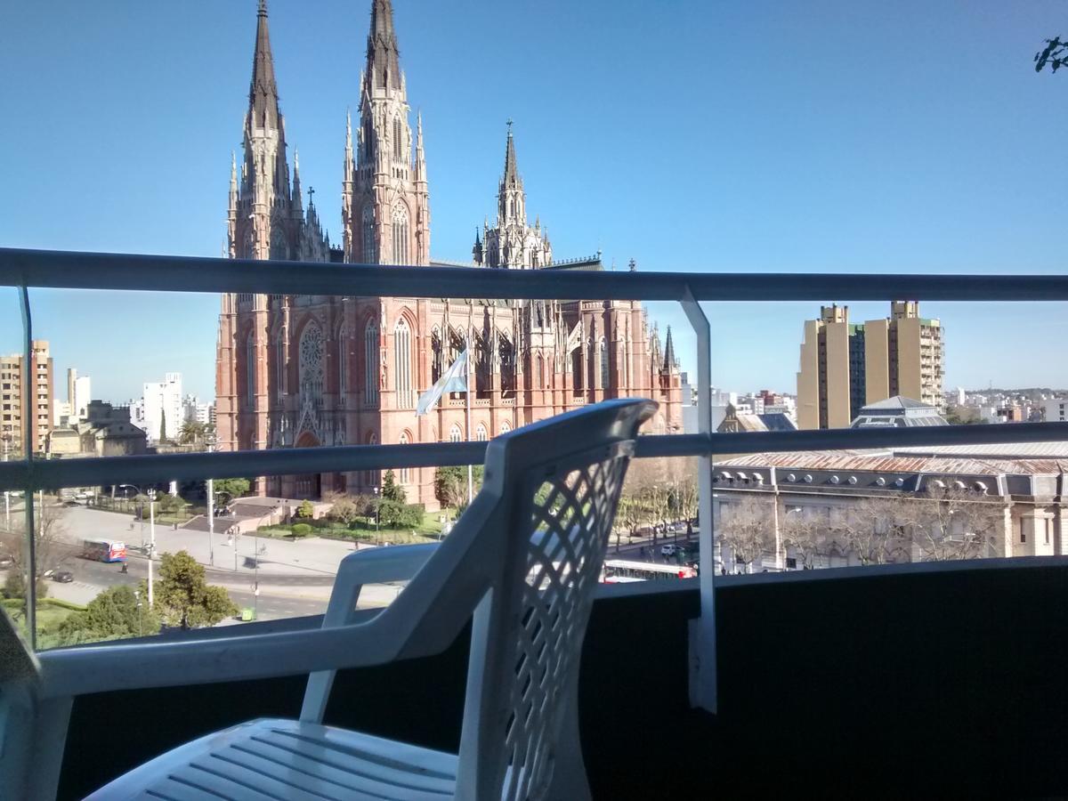 Departamento Plaza Moreno Con Balcon La Plata Exteriér fotografie